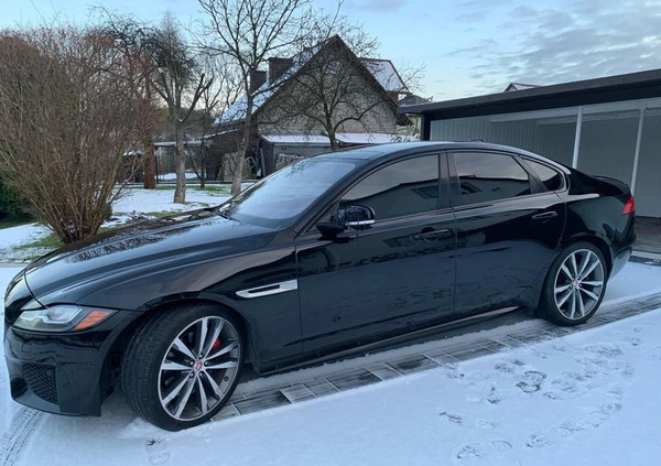 Jaguar XF cena 89900 przebieg: 30000, rok produkcji 2015 z Krzeszowice małe 46